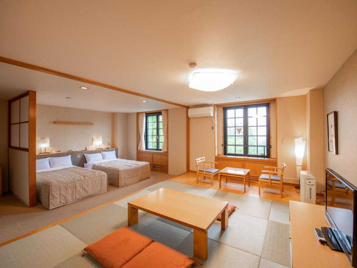 Tabist Hotel Colosseum Inn Tateshina Татесіна Екстер'єр фото