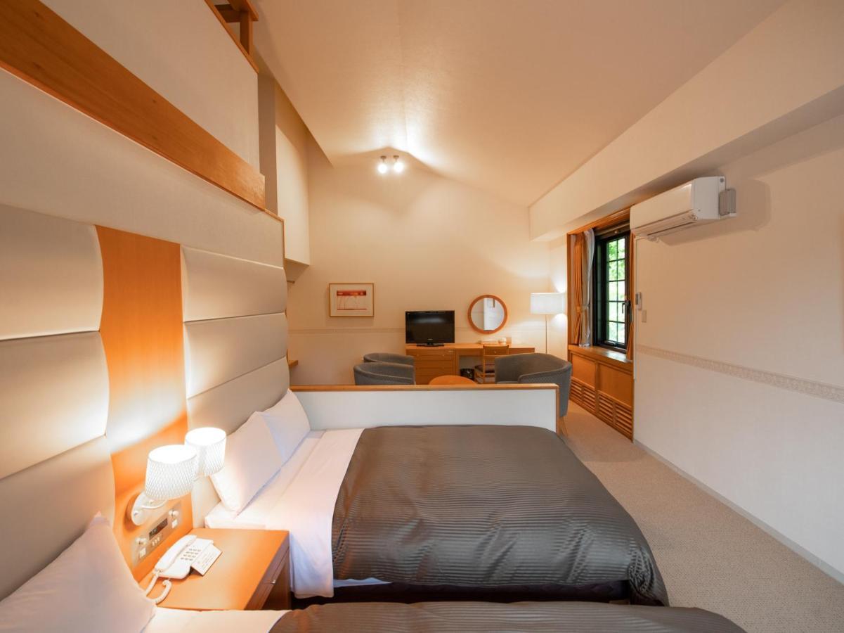 Tabist Hotel Colosseum Inn Tateshina Татесіна Екстер'єр фото