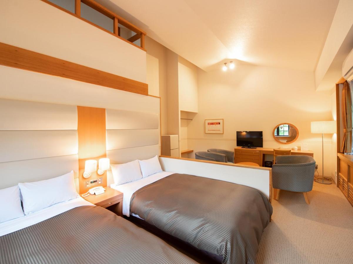 Tabist Hotel Colosseum Inn Tateshina Татесіна Екстер'єр фото
